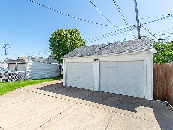 4th image of 2217 Richland Ave