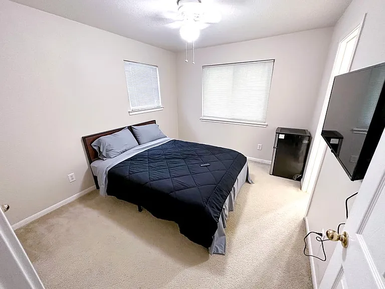 11321 Avering Ln — Photo 13
