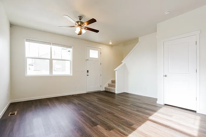 13501 Oneida Ln — Photo 5