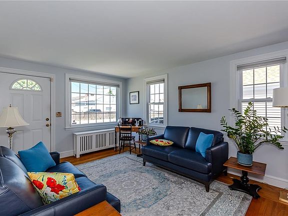 5th image of 24 Columbus Blvd