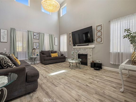 5th image of 3145 Sweet Pea Ave