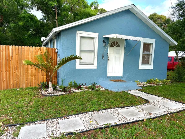 1210 Dayman Avenue, Fort Pierce, FL 34950