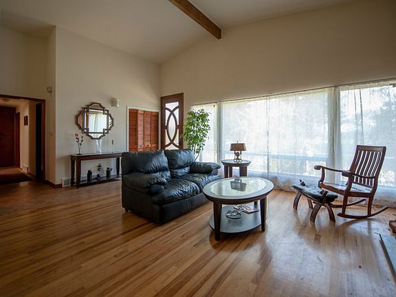 3rd image of 10836 Lake Steilacoom Dr SW