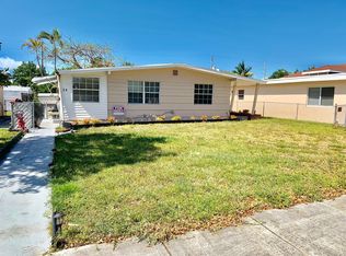 34 SW 5th St #2, Hallandale, FL 33009