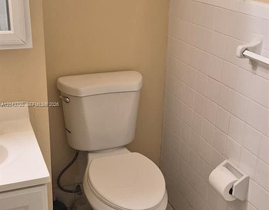 5th image of 4101 Riverside Dr Unit 4