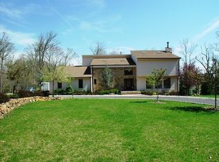 1631 Mountain Top Rd, Bridgewater, NJ 08807