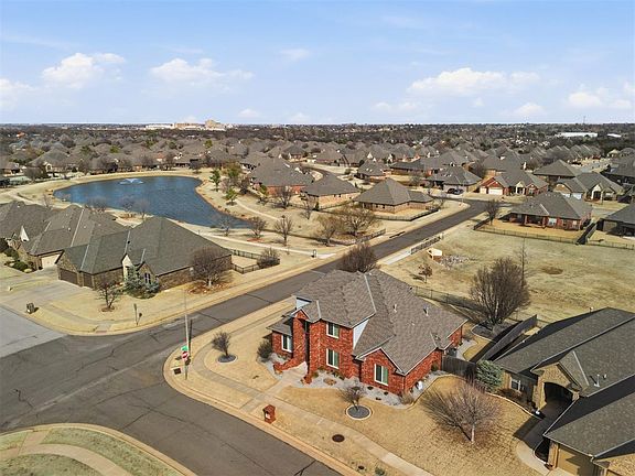 5th image of 11812 Sawgrass Rd