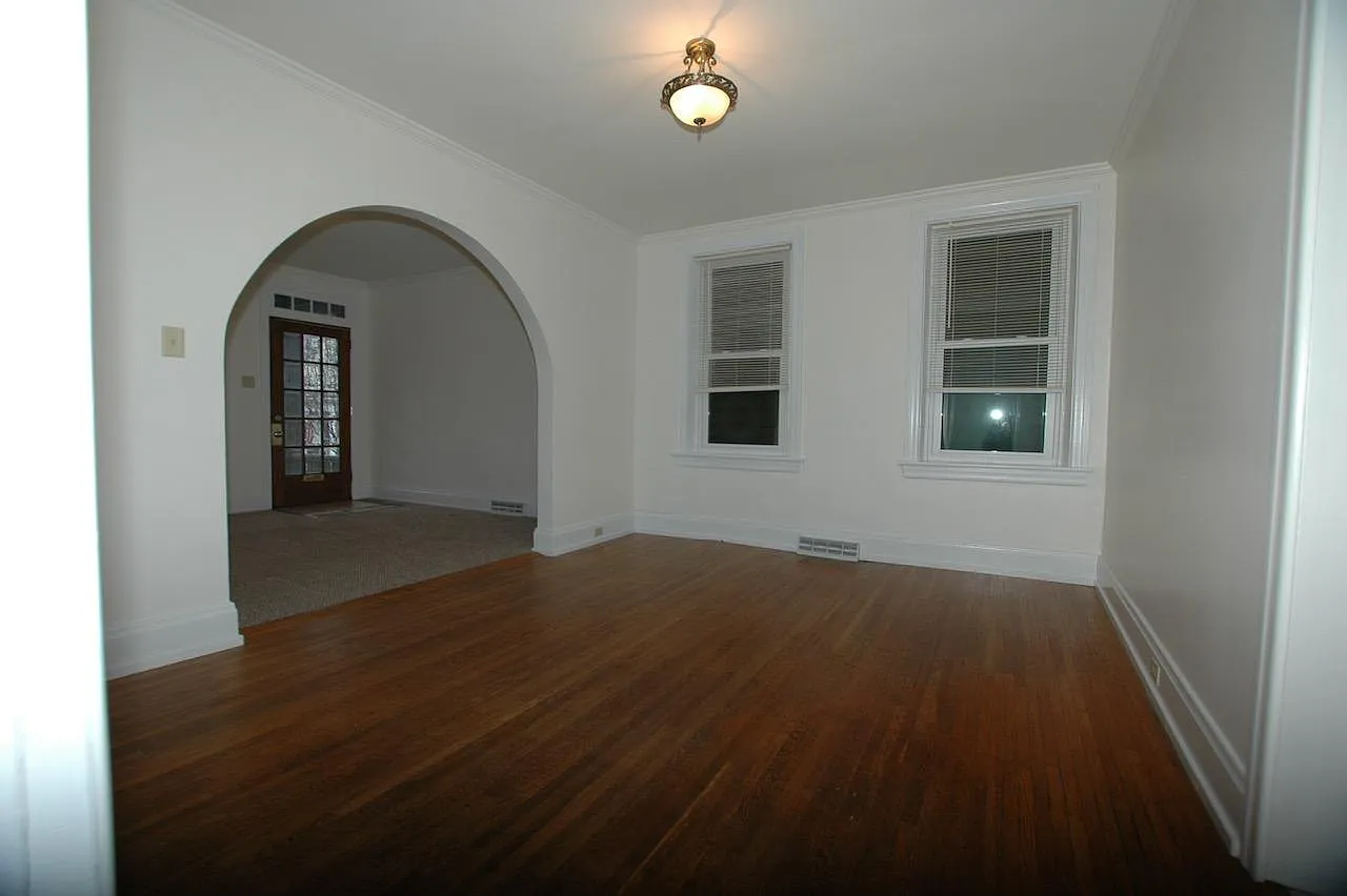 3 bed, 1000 sqft, $1,150 — Photo 4