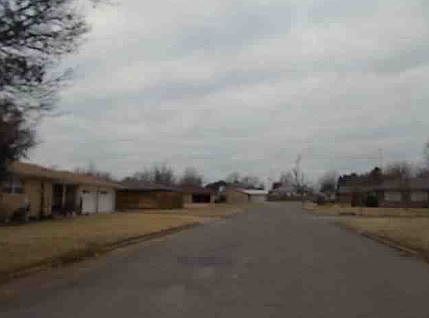 2nd image of 1120 E Huber Ave