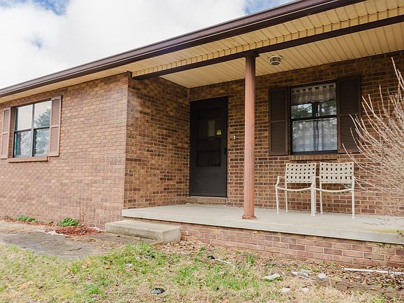2nd image of 7944 Rosewood Dr