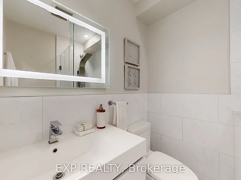 122 Parkmount Rd #D — Photo 11