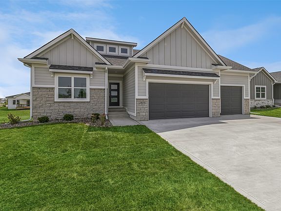 3rd image of 2805 NW Linwood Ct
