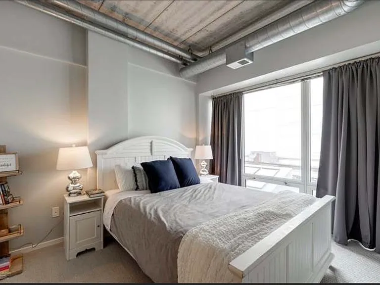 1430 S Michigan Ave #407 — Photo 6