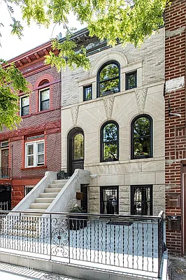 Sold by Corcoran | media 14