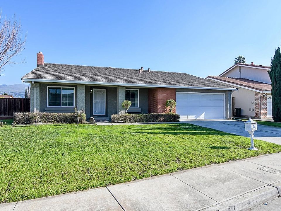 1st image of 2654 Scottsdale Dr