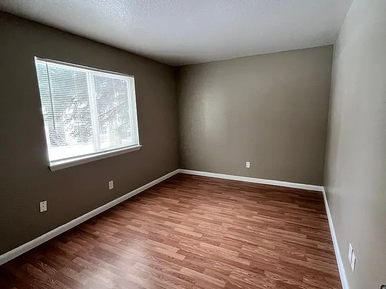 18053 E Ohio Ave #102 — Photo 7