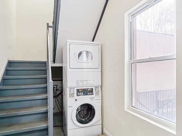 838 Herkimer St #2F — Photo 11