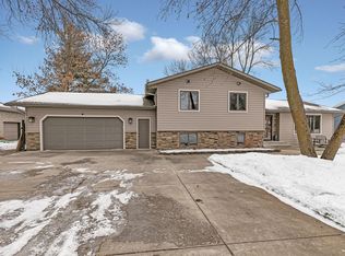 33744 Highland Ter, Avon, MN 56310