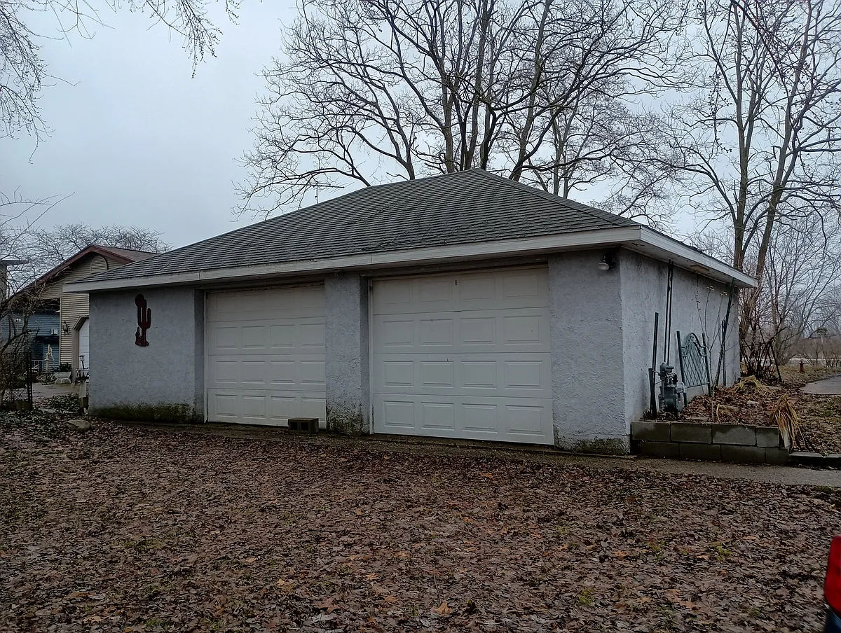 Building Photo - 14700 144th Ave