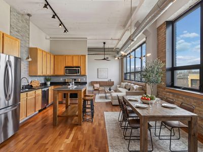 1701 Madison St NE Unit 201, Minneapolis, MN, 55413