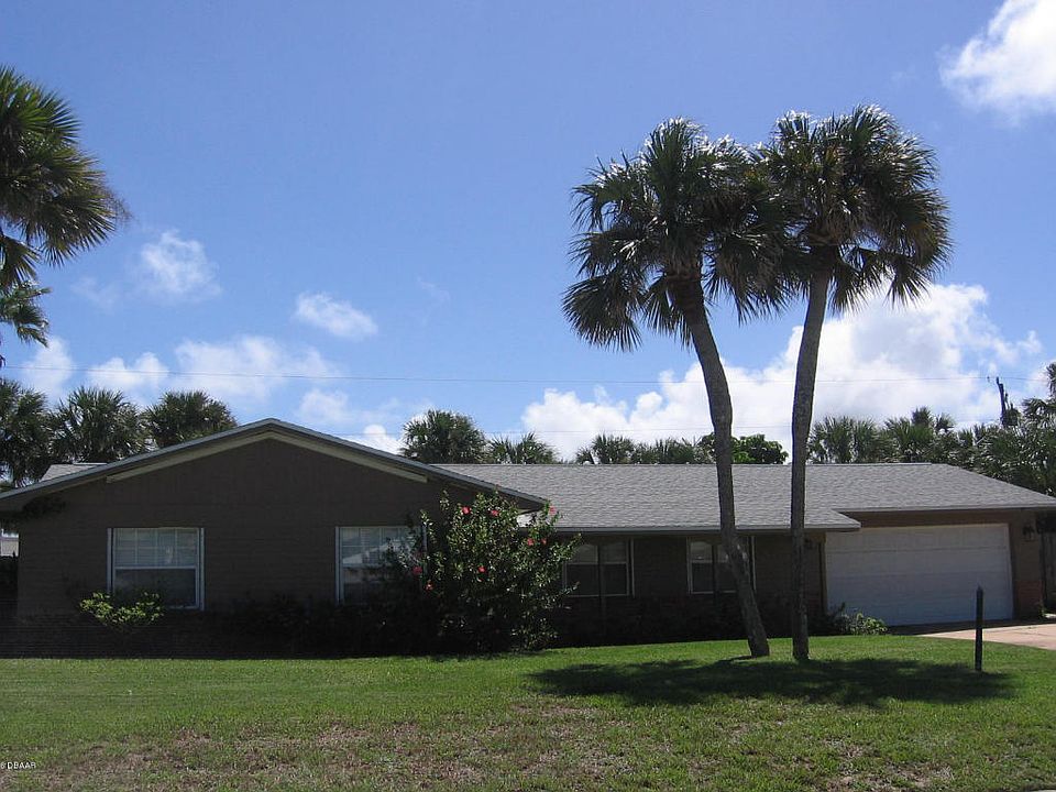1st image of 8 Wisteria Dr