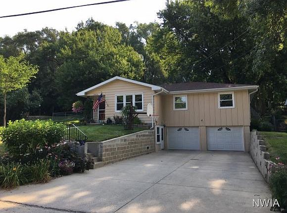 1st image of 3424 Maplewood St