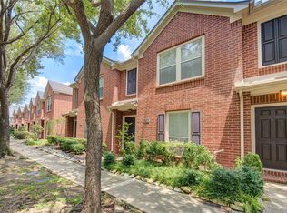 830 W Heights Hollow Ln, Houston, TX 77007