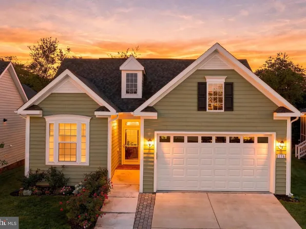 116 Bleeding Heart Dr, White Post, VA 22663