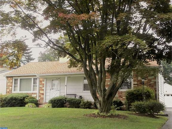 2nd image of 118 Birchwood Knl
