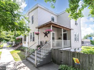 1009 W 5th St, Florence, NJ 08518
