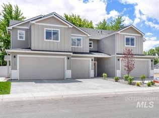 220 NE 3rd St, Fruitland, ID 83619