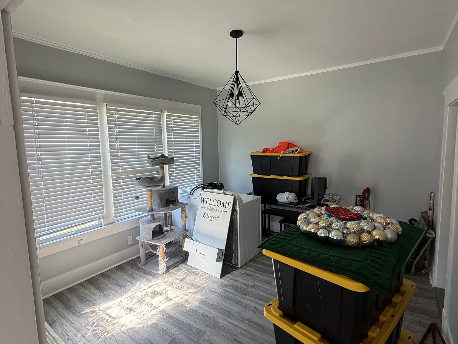 3 bed, 1436 sqft, $1,800 — Photo 2