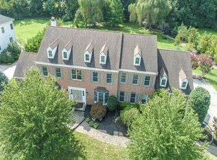 33 Witherspoon Way, Marlboro, NJ 07746