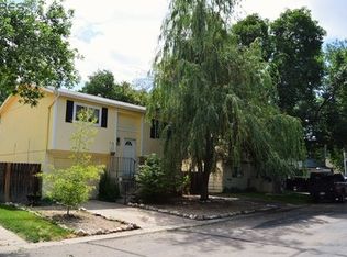 710 Countryside Dr, Fort Collins, CO 80524