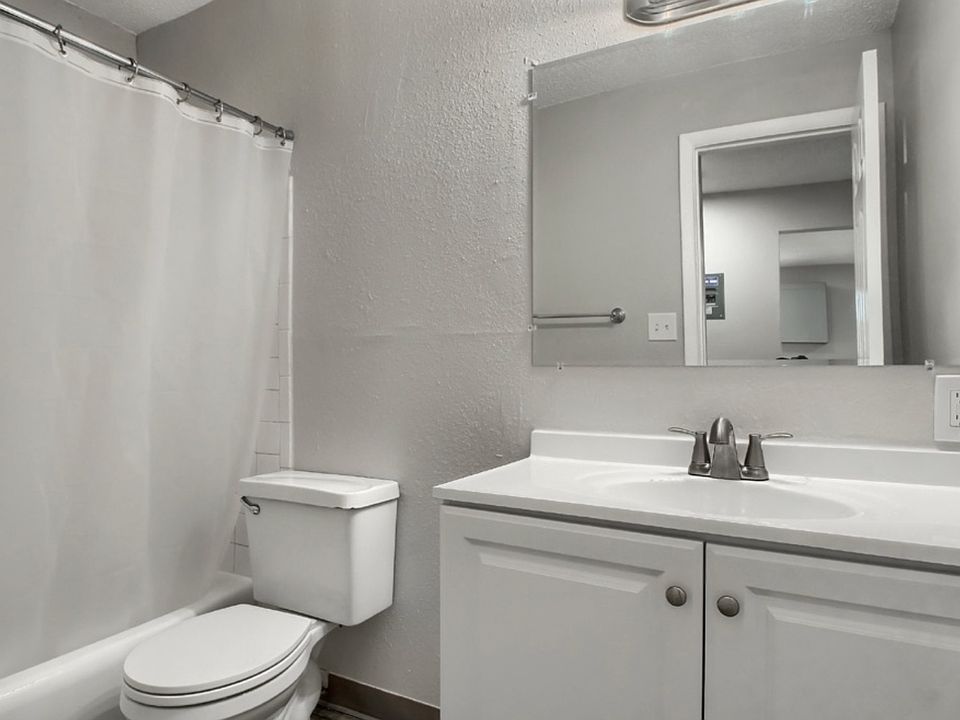 Unit Photo