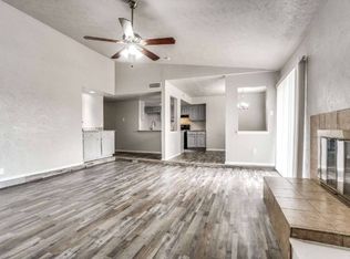 525 David Dr, Grand Prairie, TX 75052