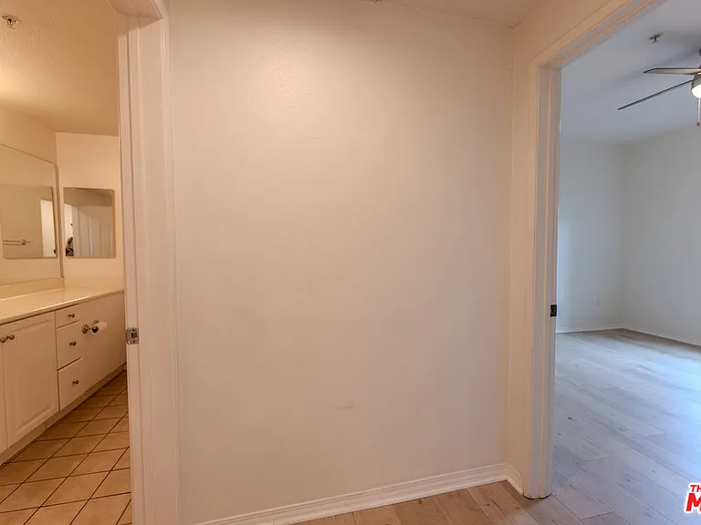 6020 Seabluff Dr #302 — Photo 32