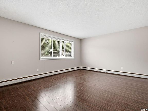 4th image of UNIT 3-230 Broadway AVENUE E