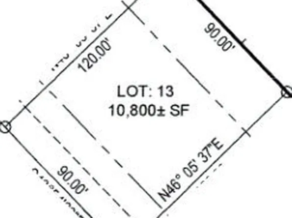 13 Blackbird Ln, Bettendorf, IA 52722