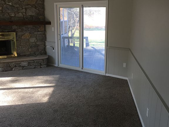 3rd image of 6013 W Hellis Dr