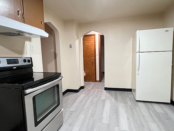 2nd image of 1187 Haeberle Ave