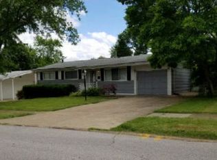 1460 Tahoe Dr, Florissant, MO 63031