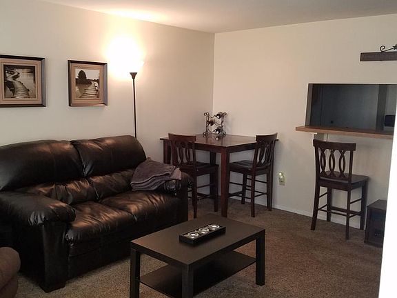 Living /dining area