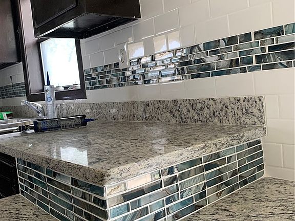 5th image of 11415 Up River Rd