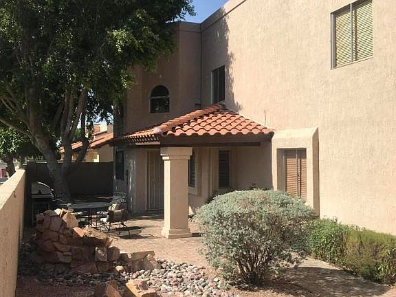 2nd image of 10989 E Yucca St