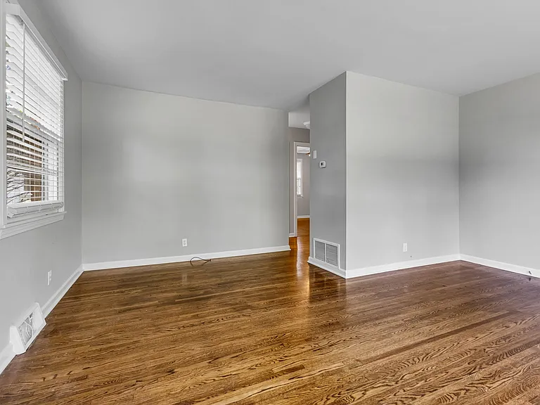 1606 Burton Ave #B — Photo 6