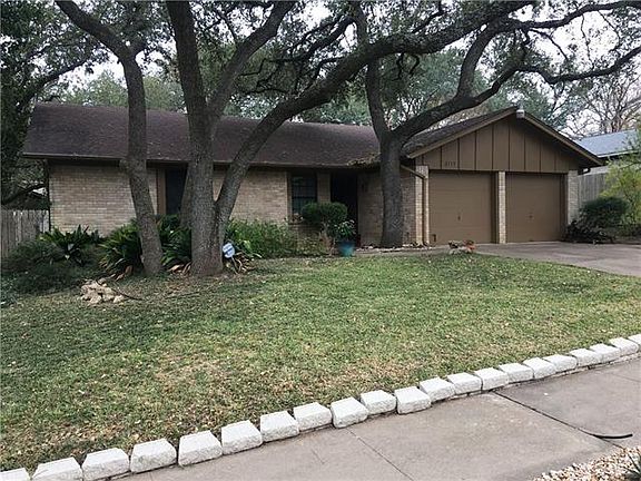 2nd image of 2717 Deeringhill Dr