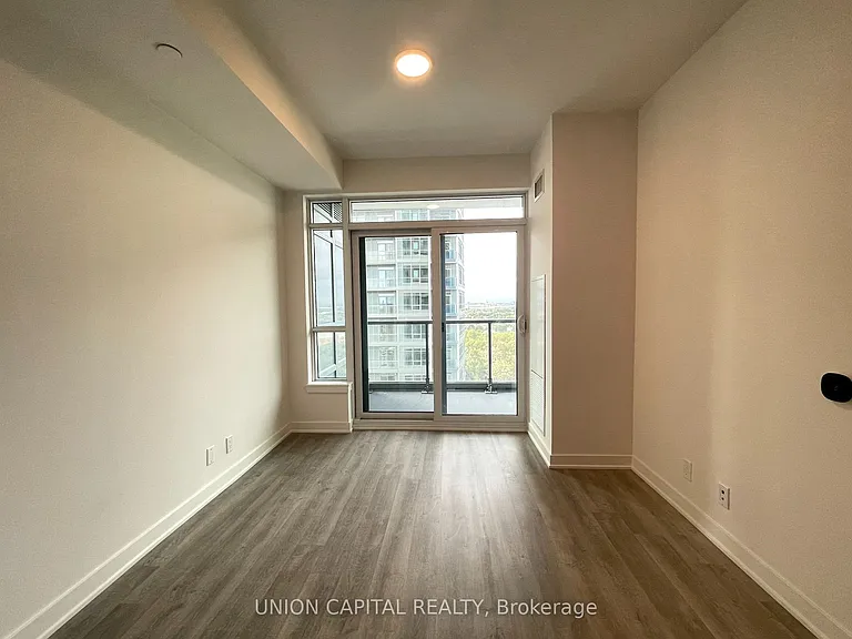 50 Upper Mall Way #1403 — Photo 26