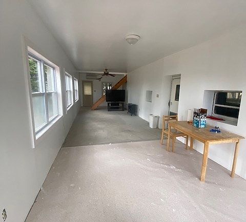 2nd image of 6096 Periwinkle Dr