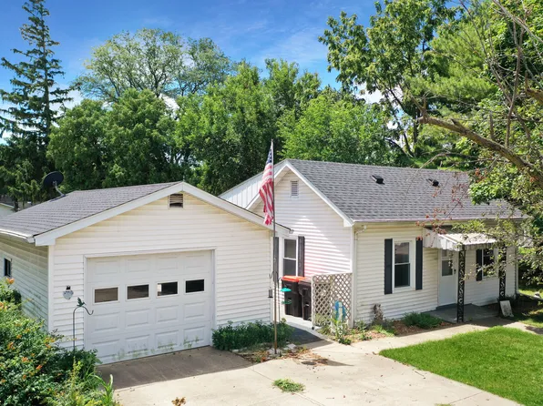 103 W 2nd South St, Wenona, IL 61377